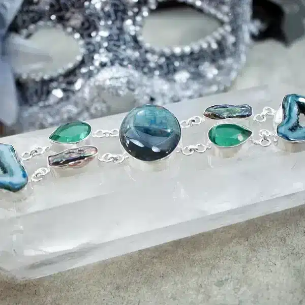 6 Unique Ways to Personalize Your Daily Accessories