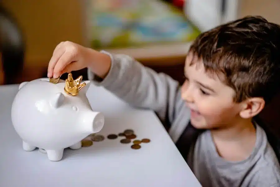Involving Children in Family TFSA Contributions A Guide to Raising Financially Responsible Kids