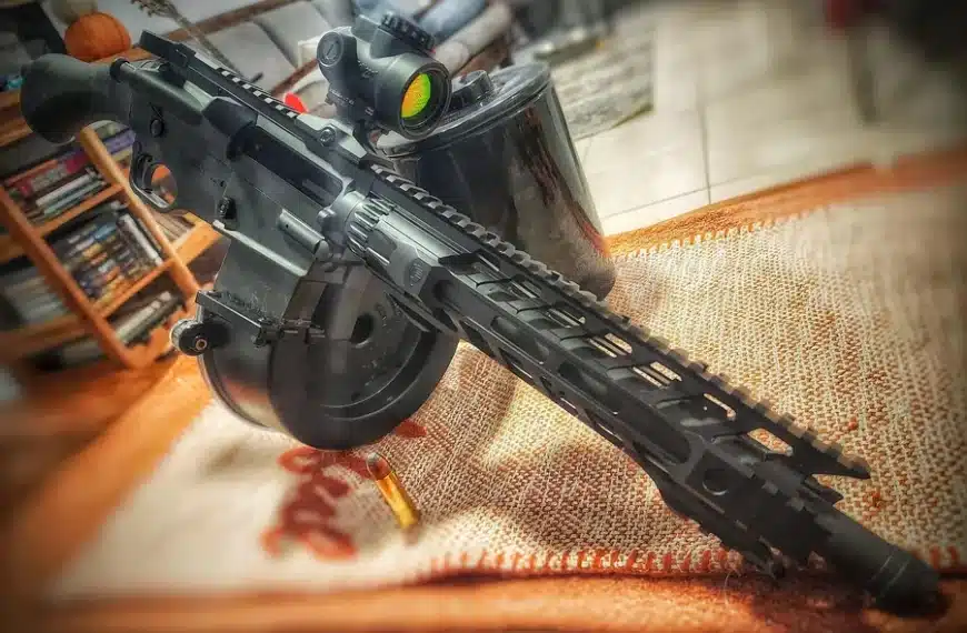 Round Magazine