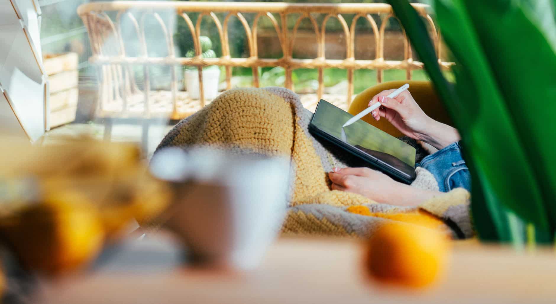 Living Creatively in a Connected World: Building a Lifestyle That Reflects Your Passions