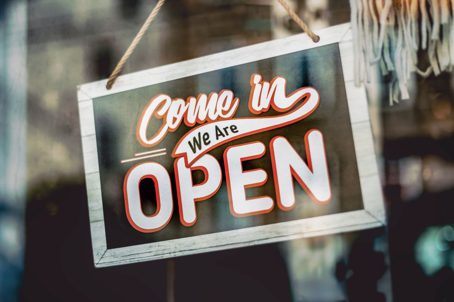 Custom Signage Requests Are Trending Toward Personalization in 2026