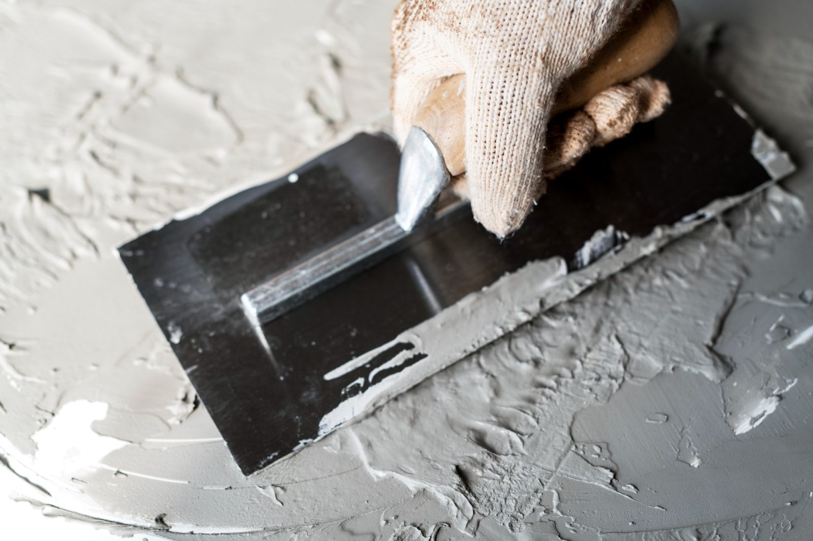 How to Know When Concrete Needs a Fresh Protective Coating