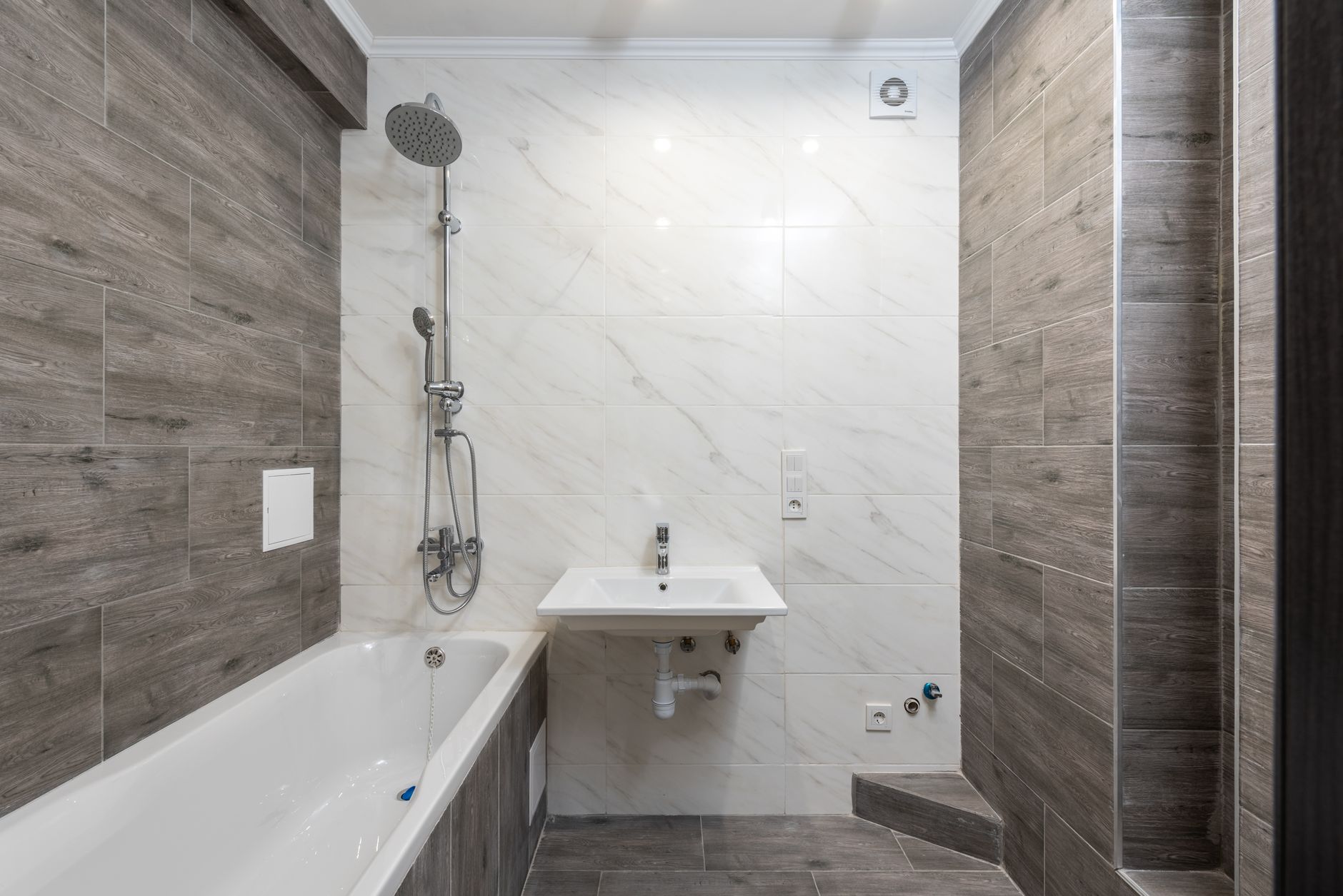 Why Your Bathtub Drains Slower Every Year — and the Overlooked Part That’s Usually to Blame